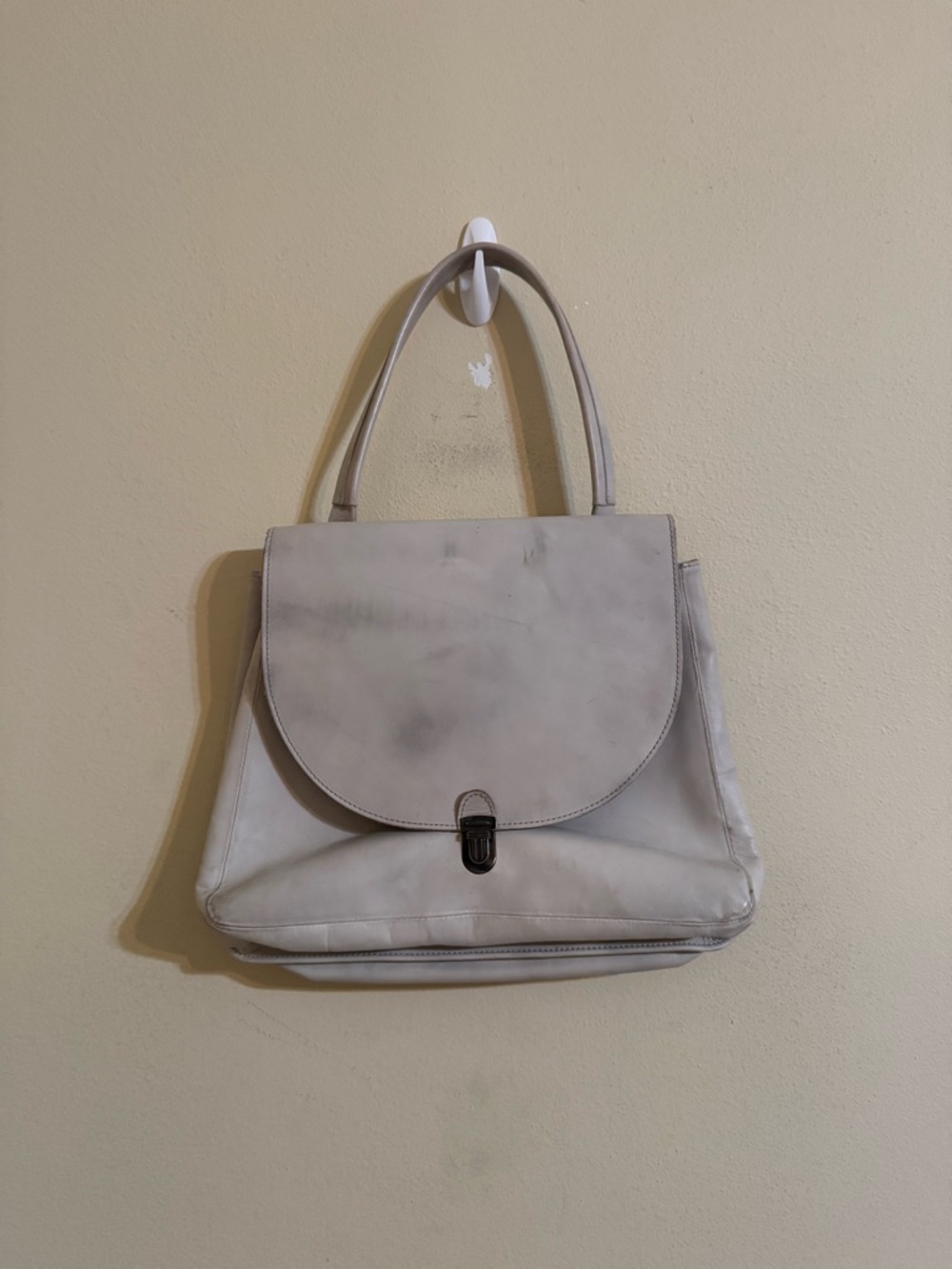 Cherevichkiotvichki Large Lock Bag Leather Dirty White